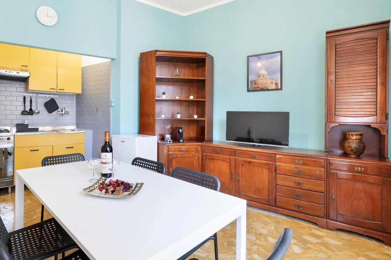 We Home - Sanluca57, Bologna Italia